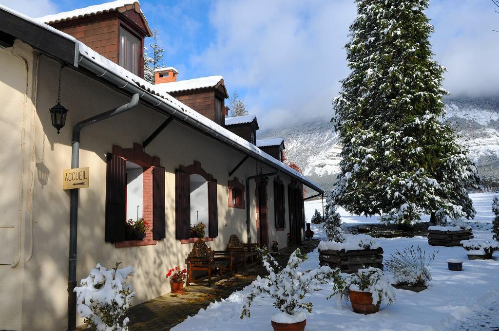 Bed and Breakfast La Source Saint-Pierre-d'Argencon Exterior foto